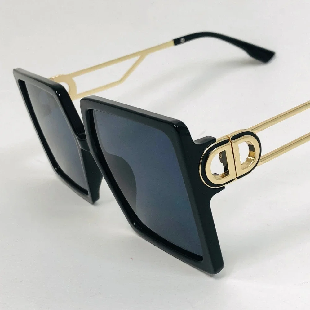 N/A statement square